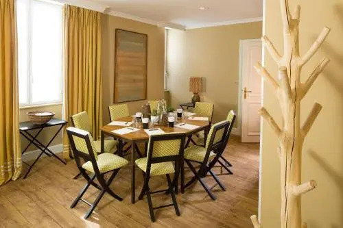 Hotel De France