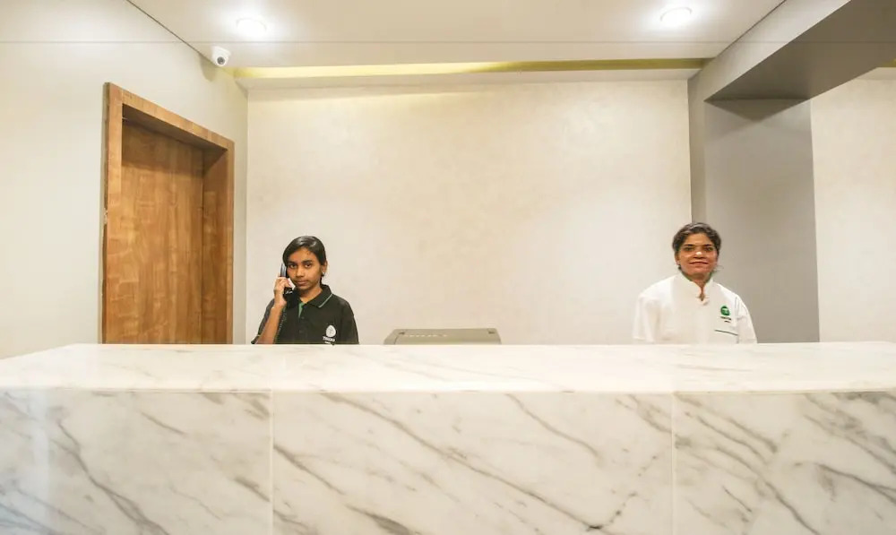 Treebo Elite Residency - 2 kms from Railway station