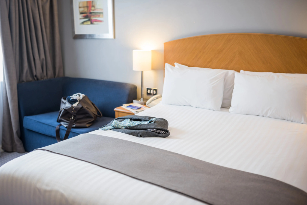Holiday Inn Manchester West by IHG