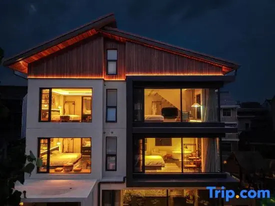 Tonglu Baobao Homestay (Shenao Ancient Village)