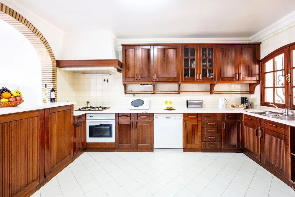 Villa Phi Phi by Algarve Vacation