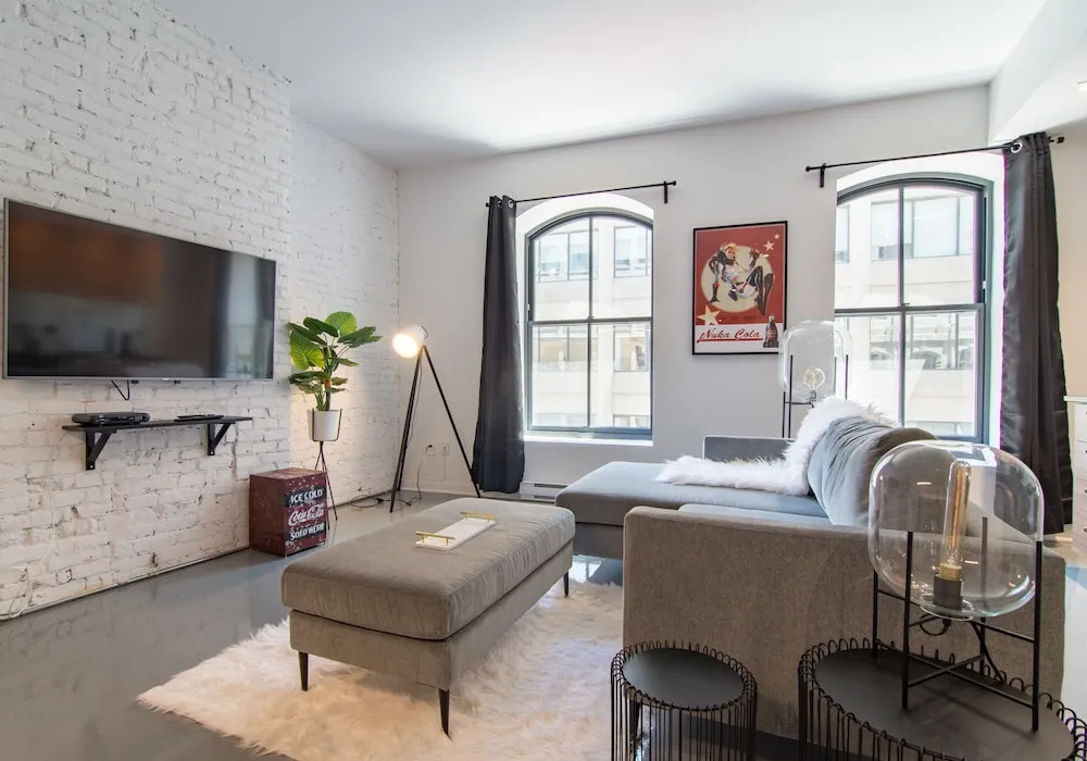 Boutique Lofts in Old Port by Nuage