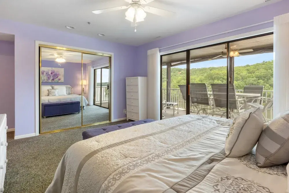 Lazydays Pet-friendly Condo w/ Pool & Slip at 3M