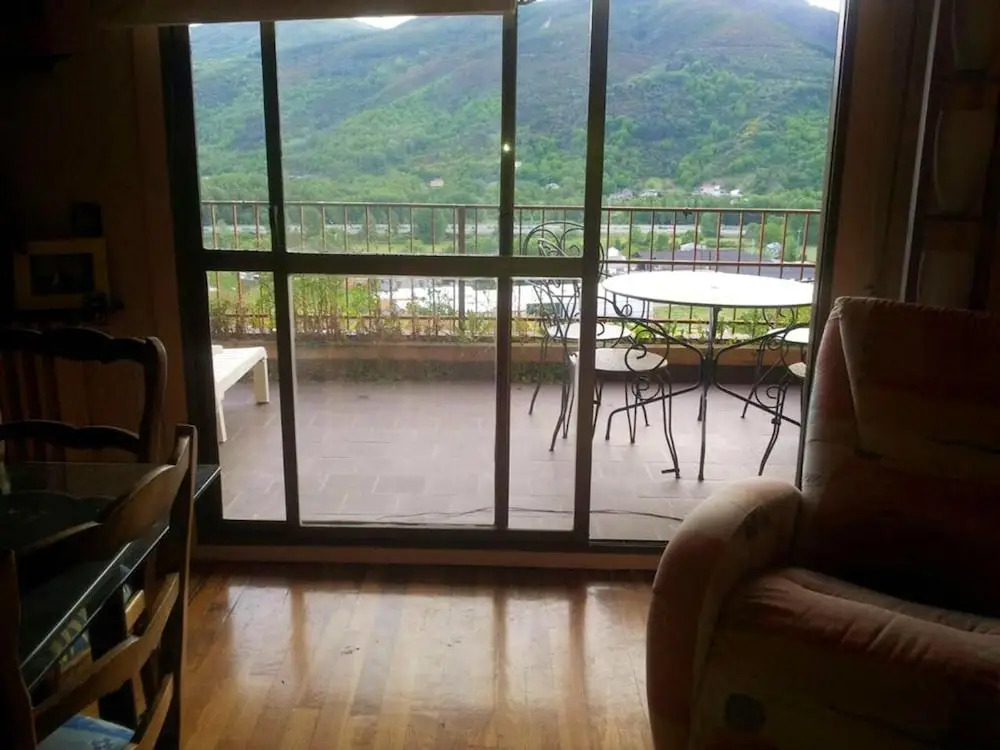 Apartment With 3 Bedrooms in Villafranca del Bierzo, With Wonderful Mountain View, Shared Pool, Furnished Terrace