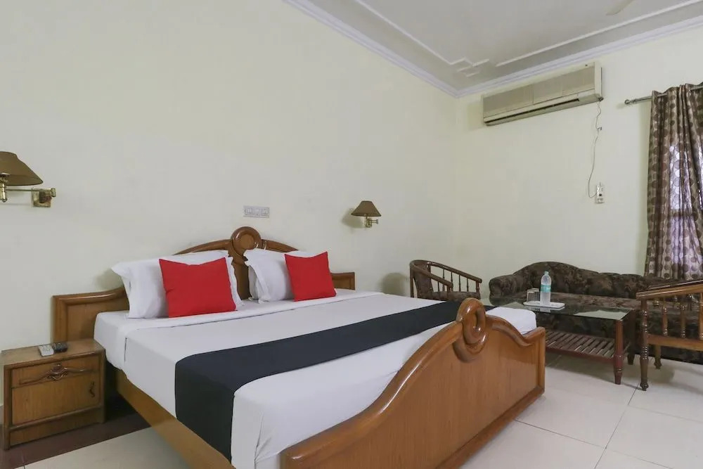 Capital O 49883 Hotel Sutlej Classic