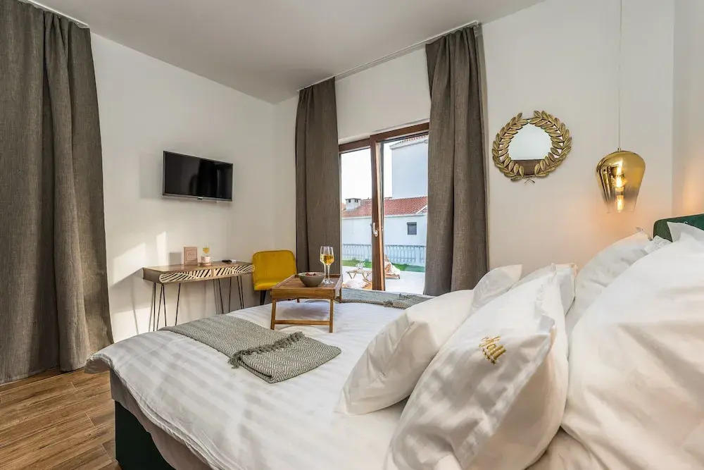 Villa Skyfall