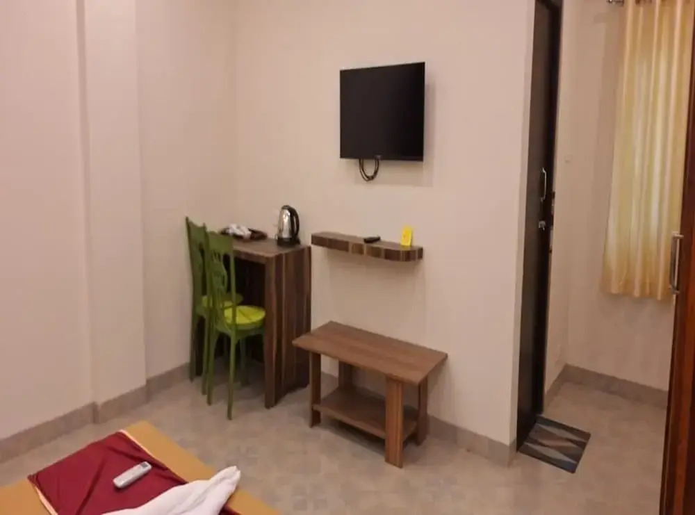 Aashirvaad Bed And Breakfast Homestay
