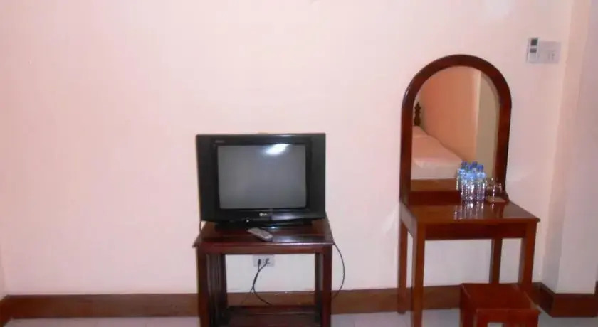 Oudomsab Guesthouse & Restaurant