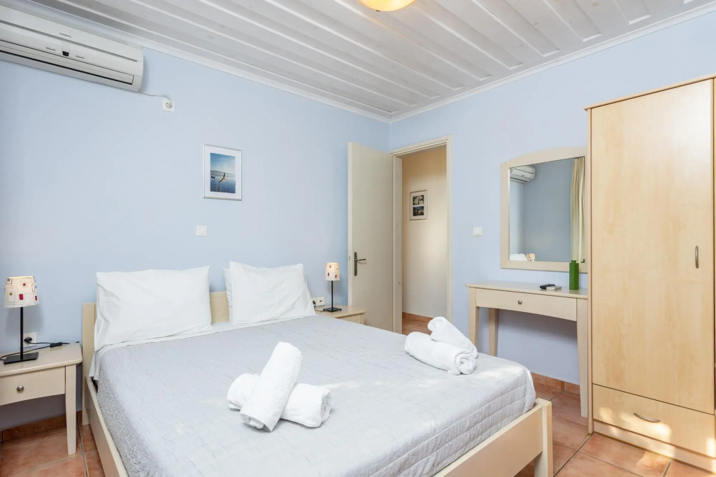 Maria Beach House Large Private Pool Walk to Beach Sea Views A C Wifi - 2176