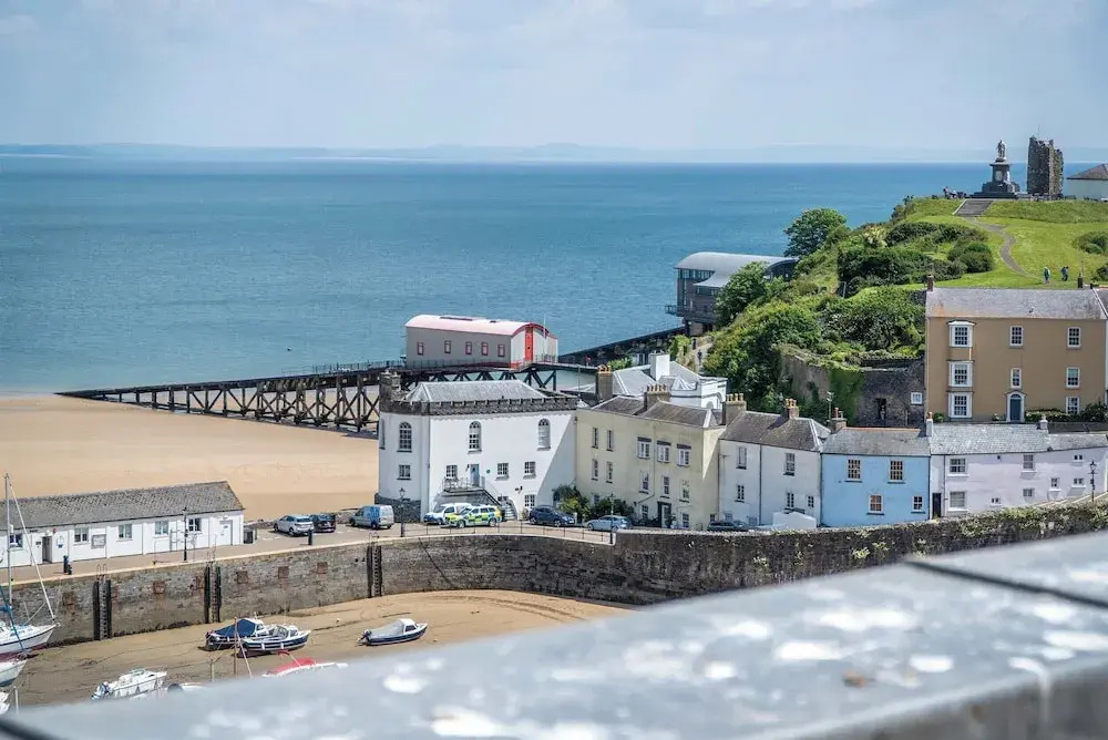 Rooftops - 1 Bedroom Apartment - Tenby