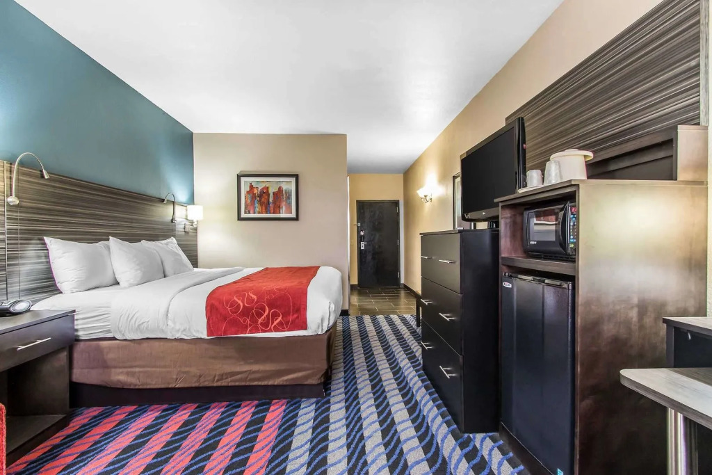 Comfort Suites Fairgrounds West