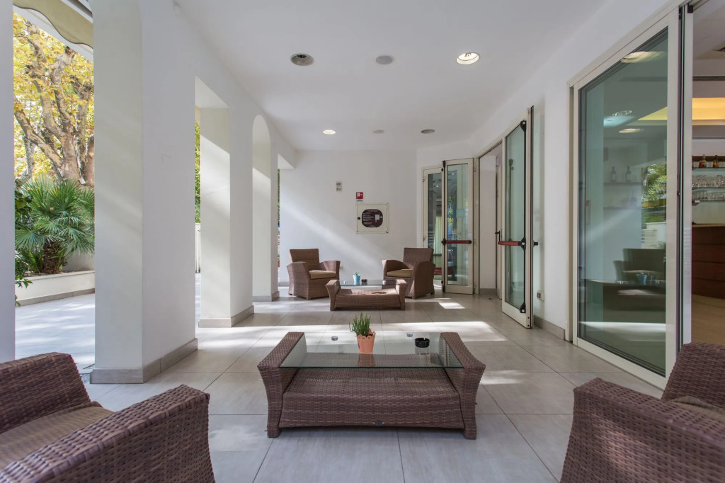 Wally Residence