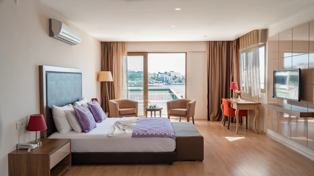 Ladies Beach Hotel