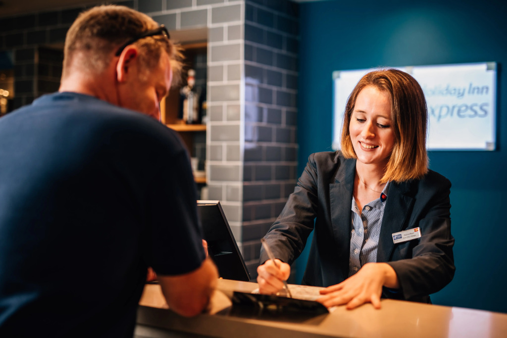 Holiday Inn Express Belfast City by IHG