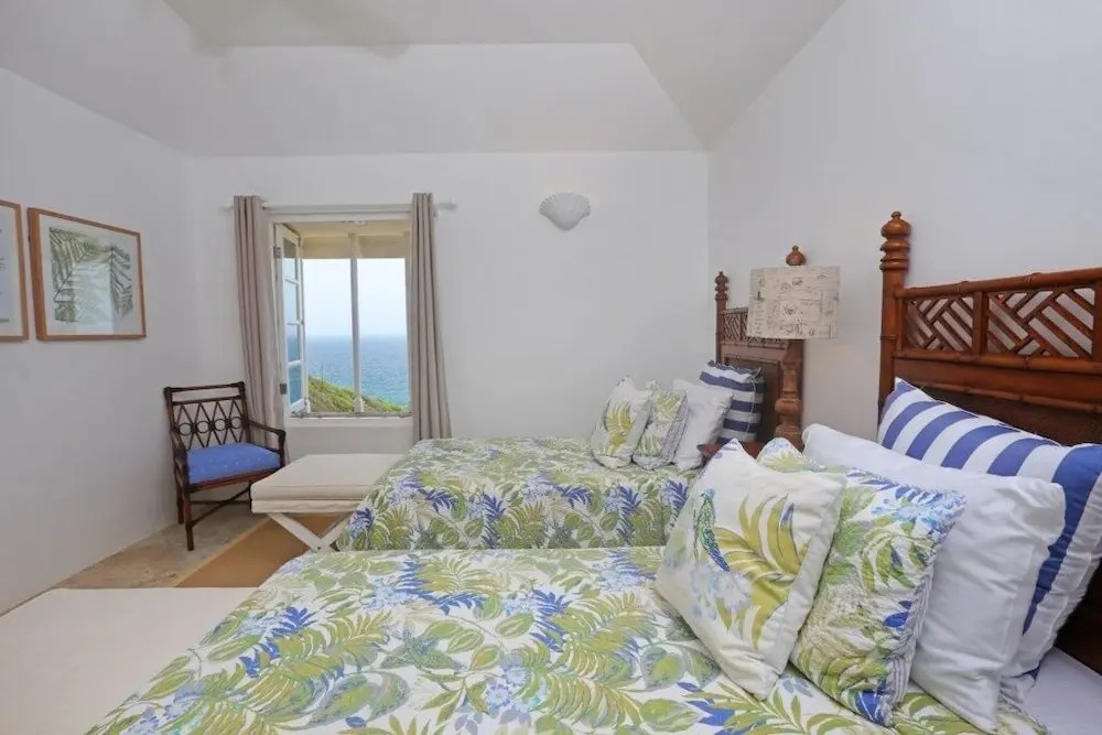 Sprawling Villa With Uninterrupted Sea Views - Equinox 4 Bedroom Villa by RedAwning