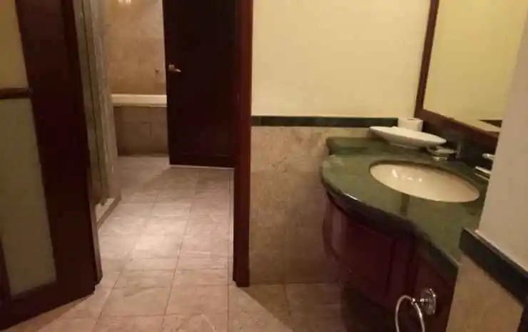 Time square luxury suites