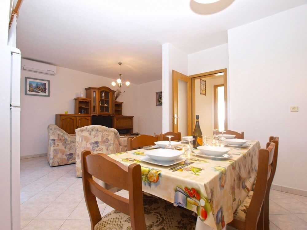Apartment 1481