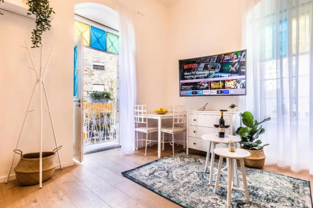 Mamilla View- Suites & Apt Hotel