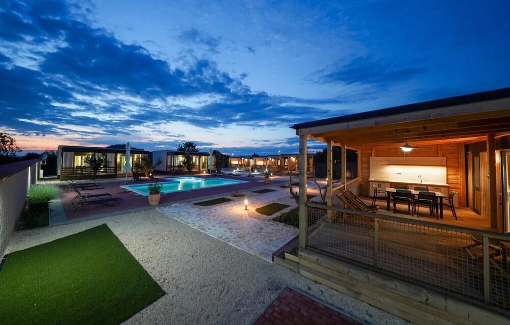 Amazing Home in Drage With 12 Bedrooms, Wifi and Outdoor Swimming Pool