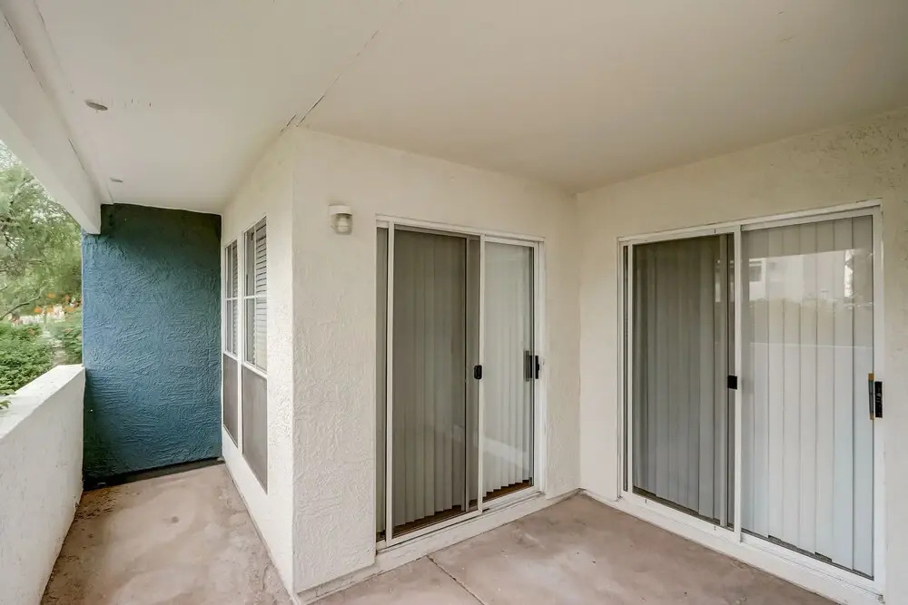 FRONTDESK Jade Scottsdale Apts Central Scottsdale