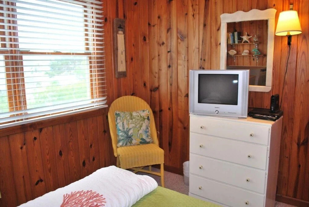 The Lee Cottage 3 Bedroom Home by RedAwning