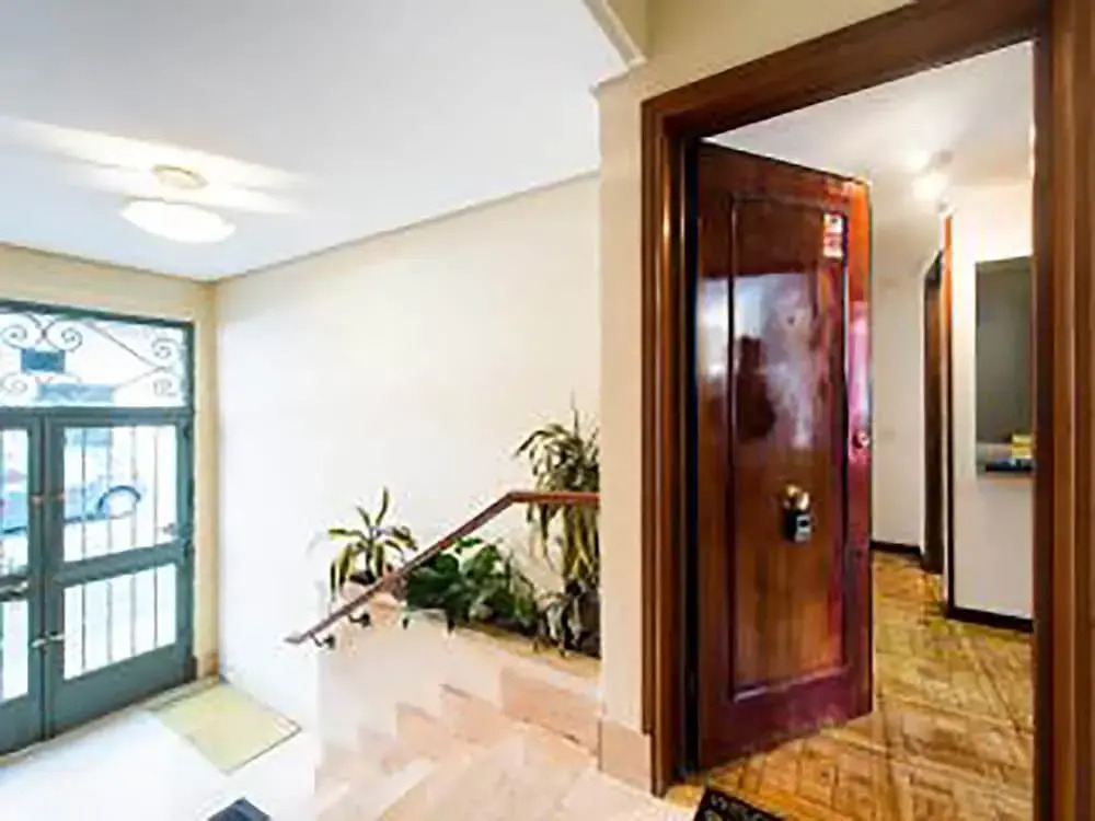 Modern and Comfortable Madrid Flat
