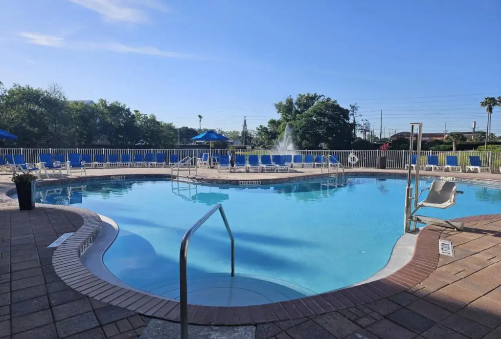 Holiday Inn Express & Suites Clermont SE - West Orlando by IHG