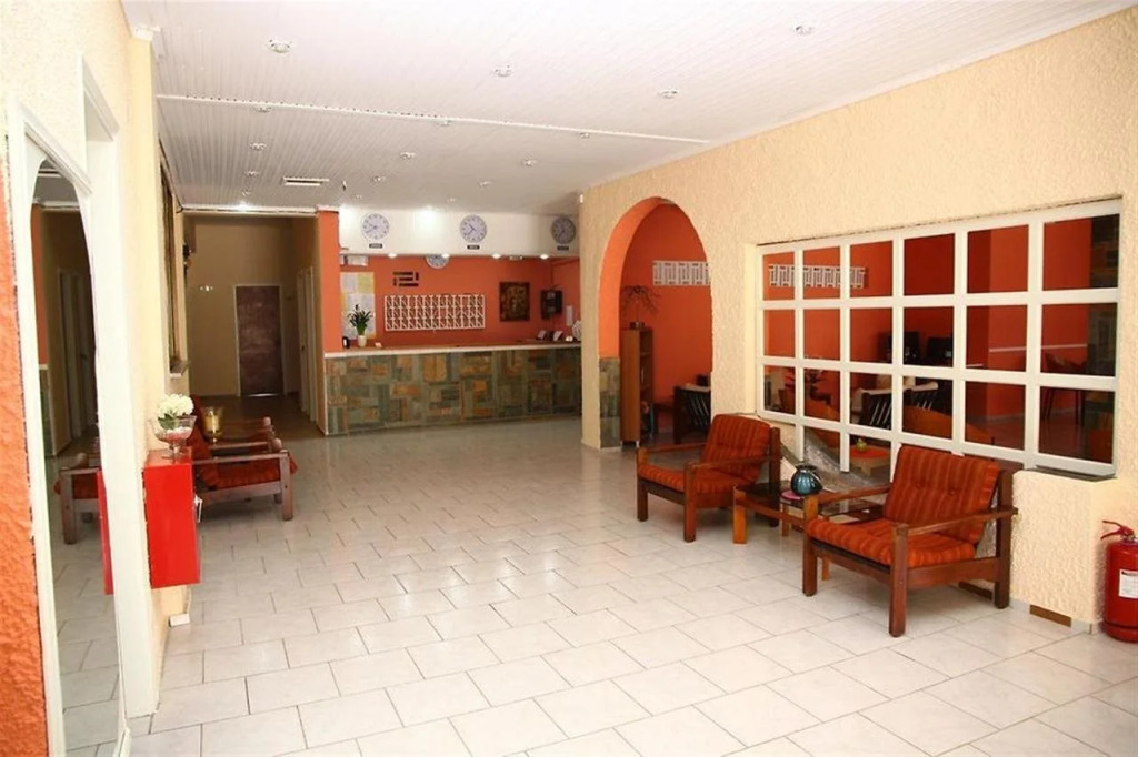 Triton Garden Hotel