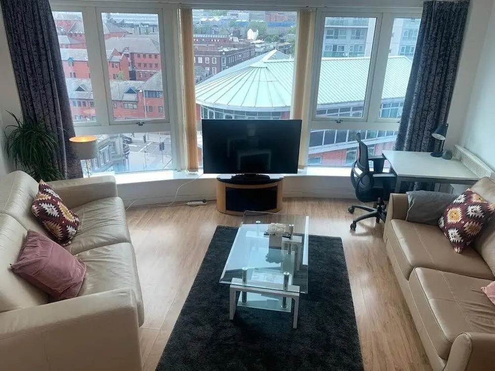 Marco Island - 2 bedroom Spacious City Centre Apartment