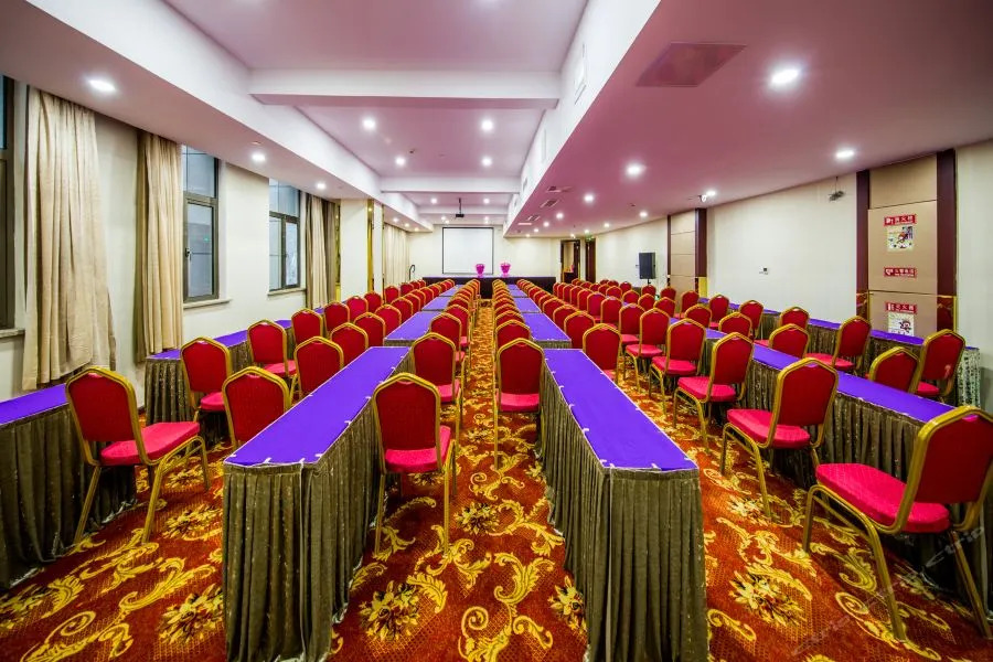 Junyue Boutique Hotel