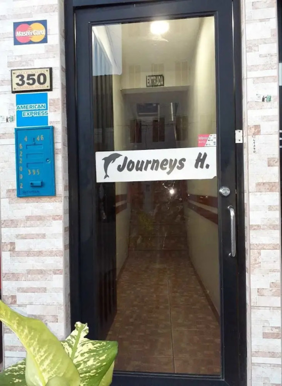 Journeys Hotel