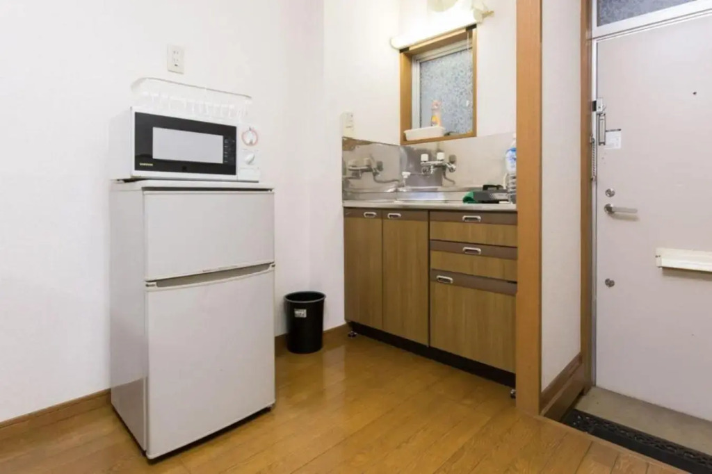 Shinjuku Apartment 102