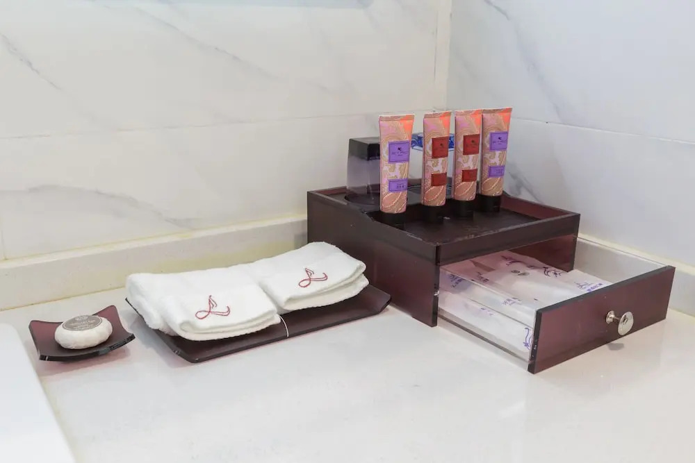 L Theme Hotel Foshan