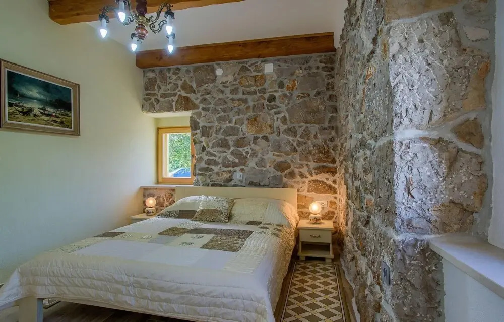 Beautiful Home in Garica With Wifi and 4 Bedrooms