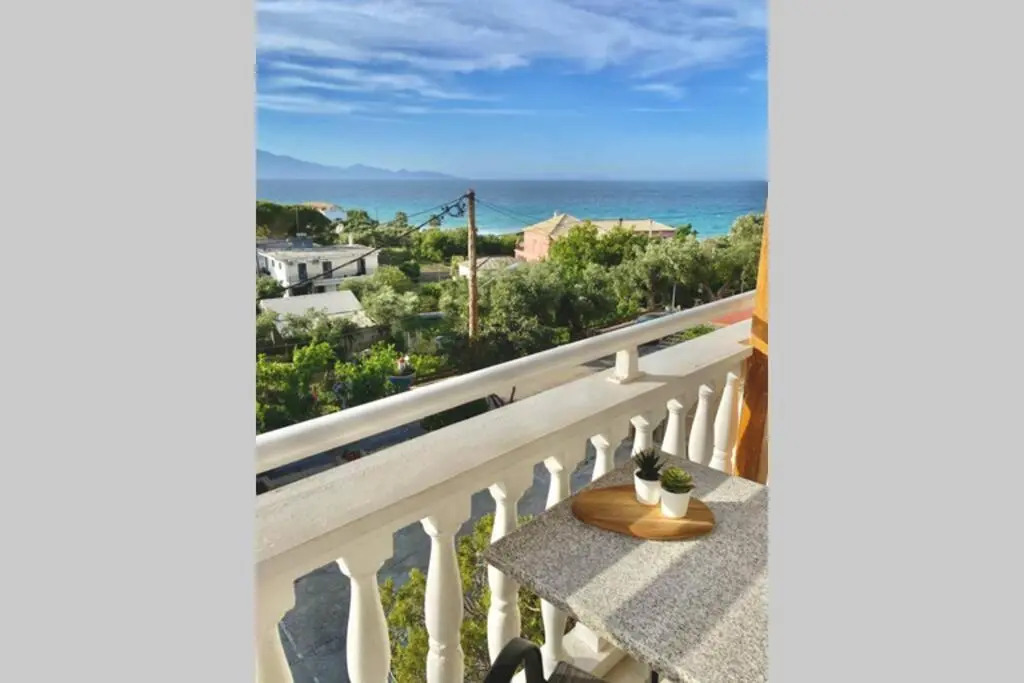Sea View Studio at Xenios Avlais