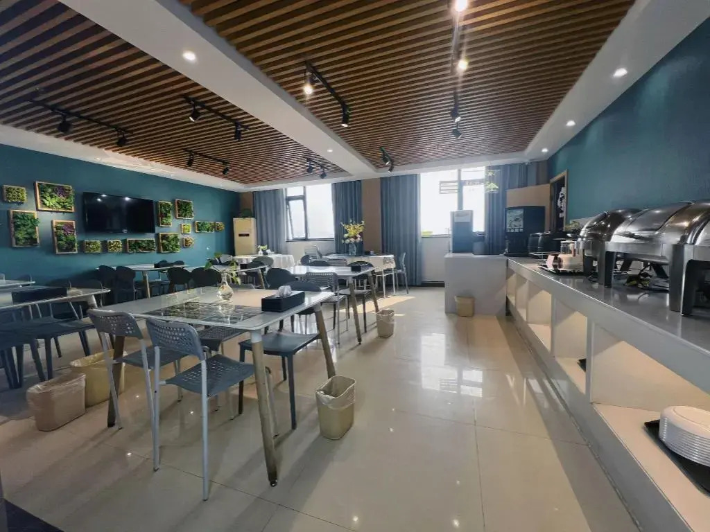 GreenTree Inn Zhengzhou Gongyi Xinxing Road Business Hotel