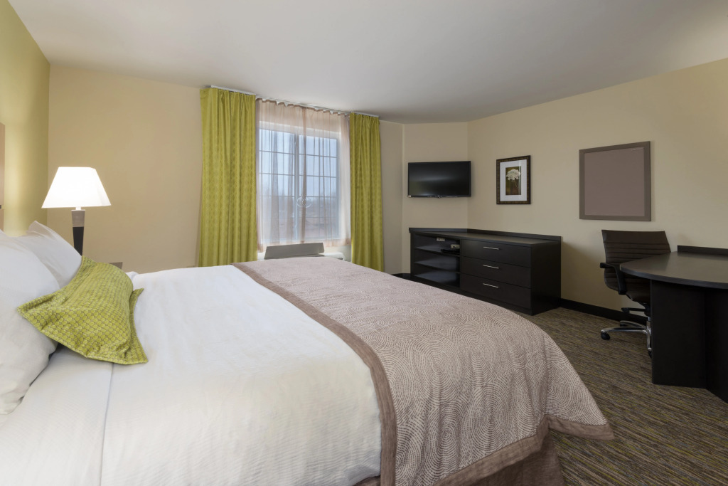Candlewood Suites Del City by IHG