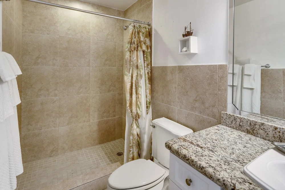 #33112 Bimini Condo