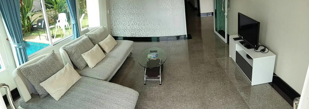 June Pool Villa