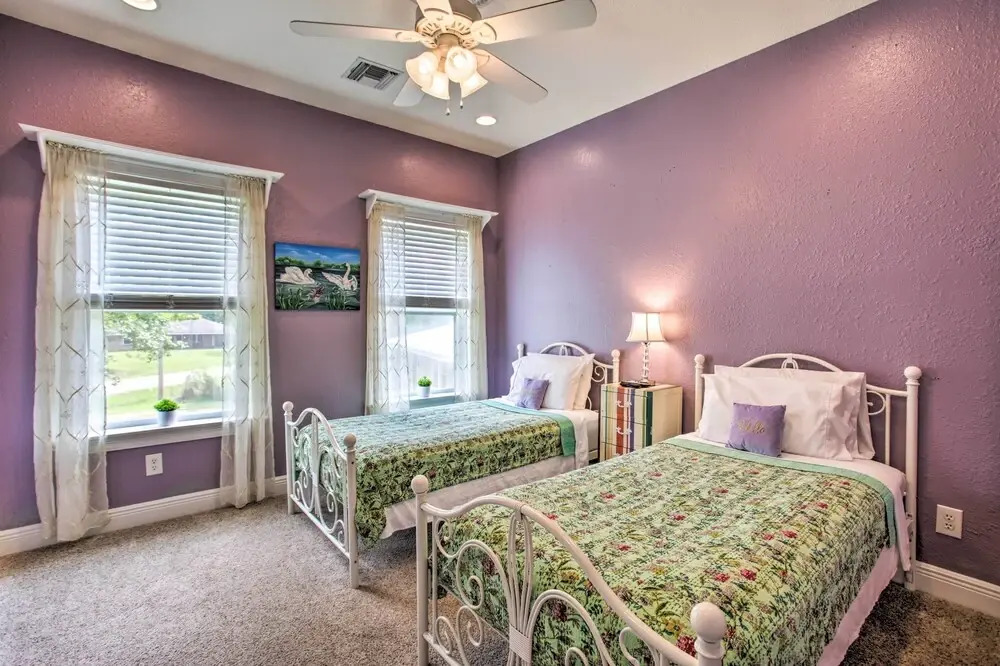 Waveland Family House, 4-minute Drive to the Beach