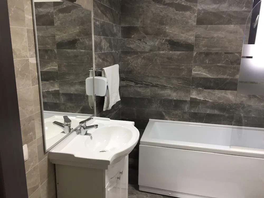 Diamond Aparthotel