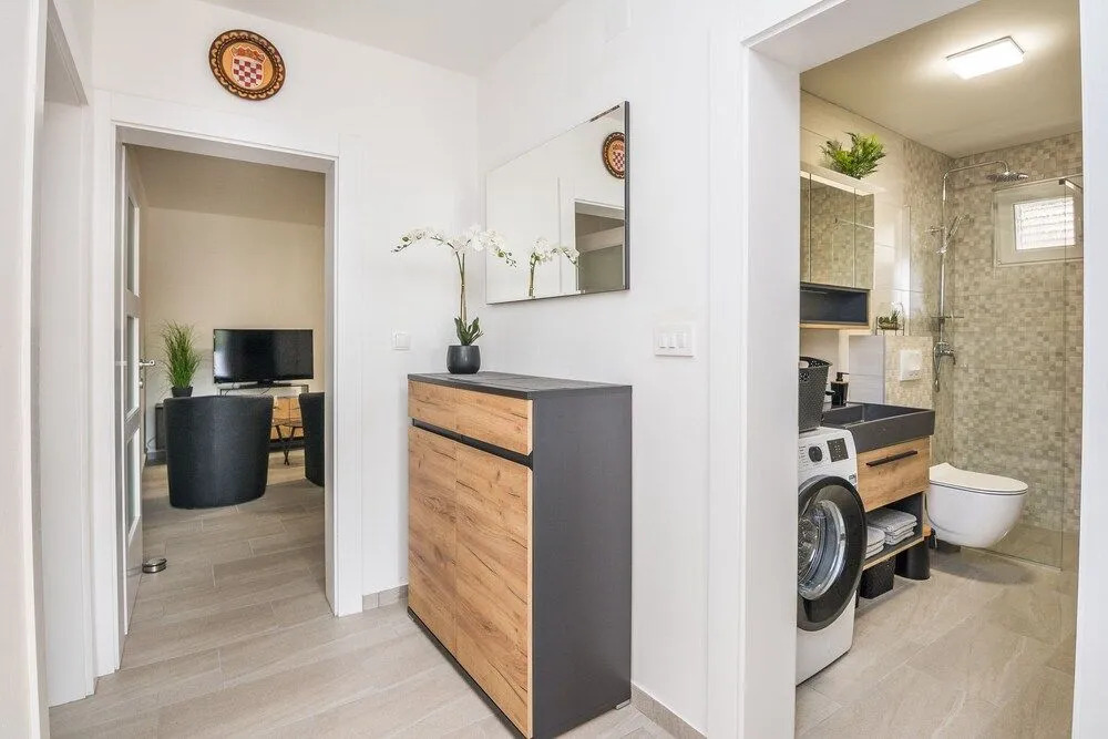 Apartments Loncar