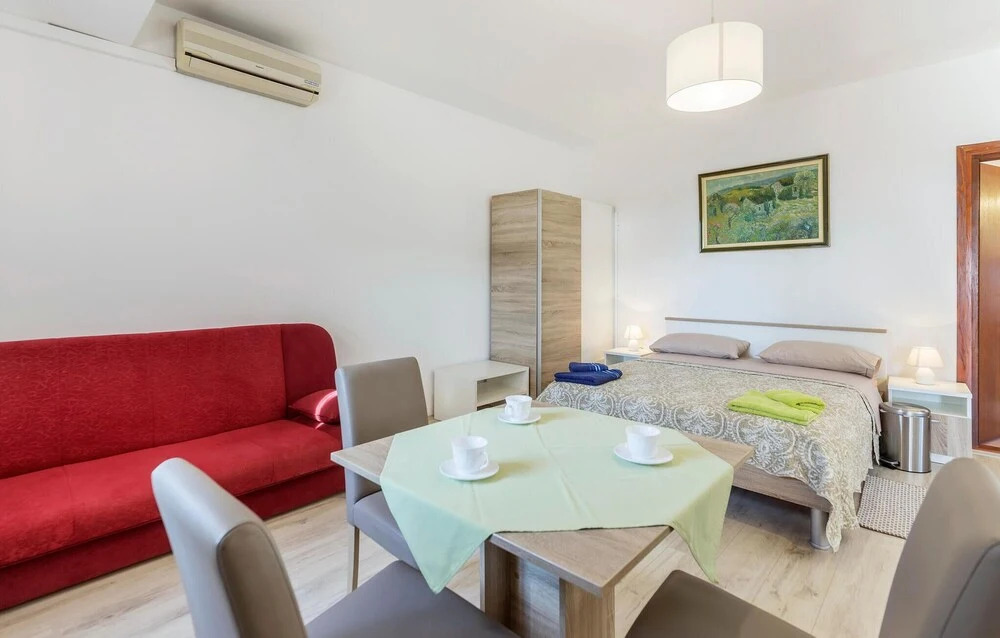 Amazing Apartment in Rovinj With Wifi