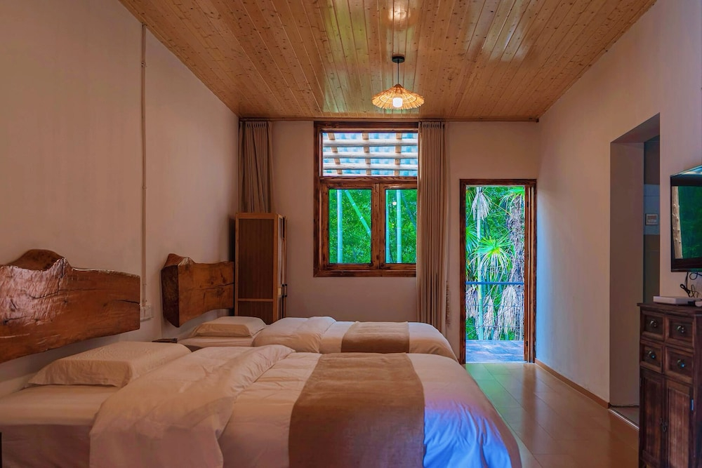 Yunshangjia Qianzhutang Guesthouse
