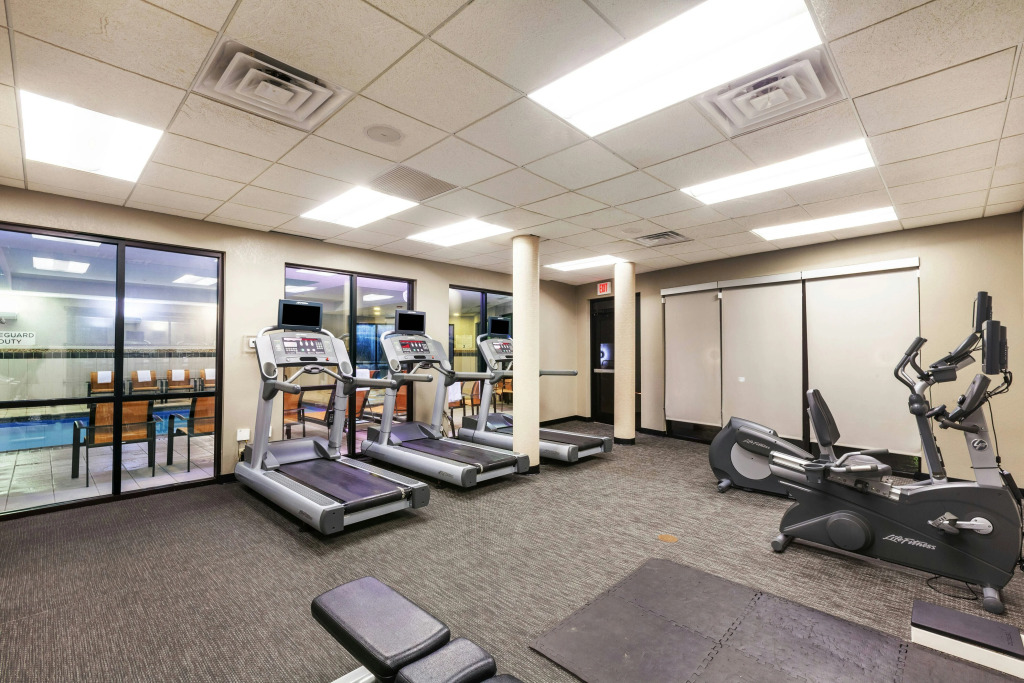 Courtyard by Marriott Tulsa Woodland Hills