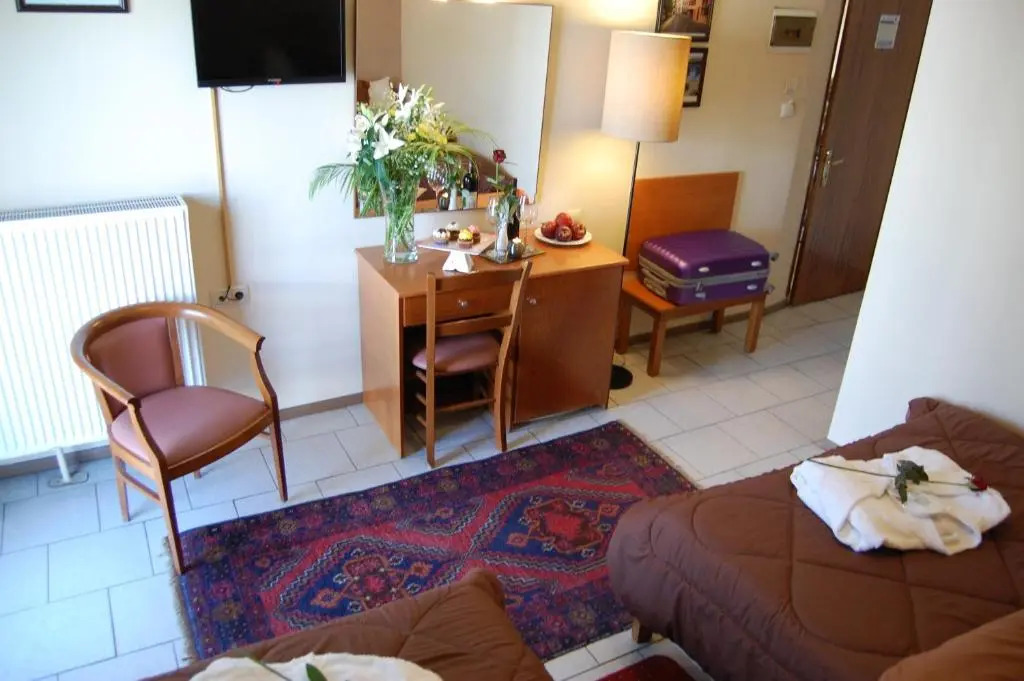 Paris Hotel