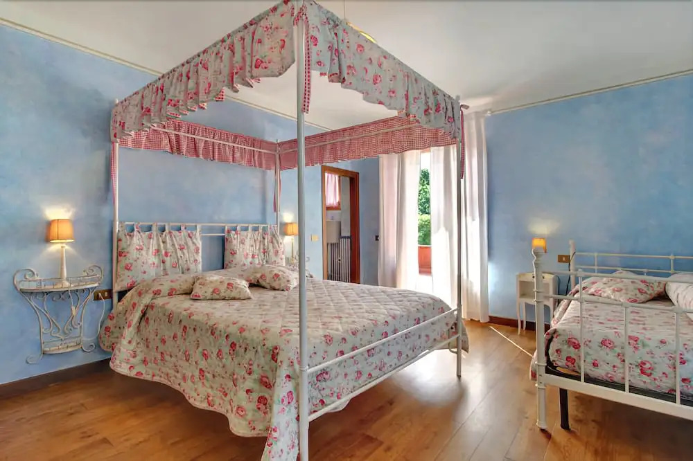 Villa Acacia