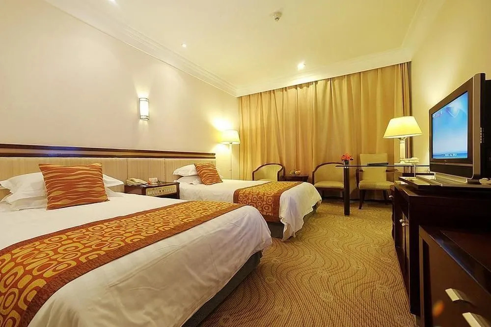 Chunlan Business Hotel