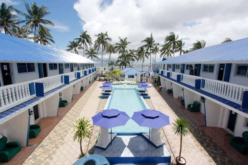 Bolabog Beach Resort