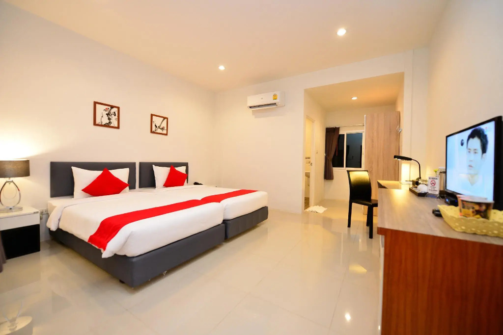 Katathong Golf Resort & Spa